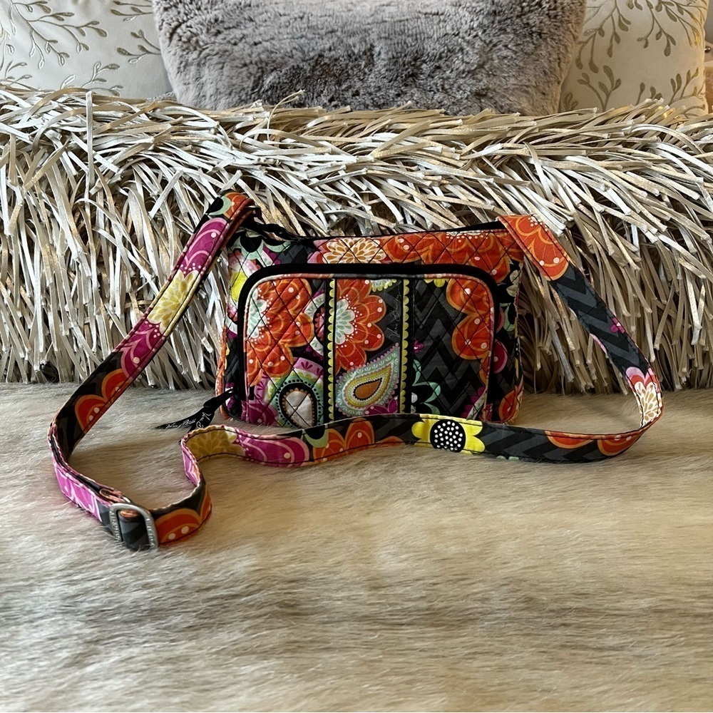 VERA BRADLEY Ziggy Zinnia 2014  Little Hipster Crossbody Pink Orange Floral